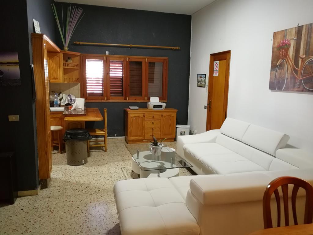Villa La Casa Del Primo Yo Trabajo Y Tu Beneficio Arinaga Exterior foto
